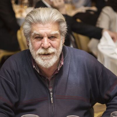 Usta oyuncu hayatını kaybetti!