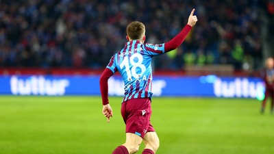 Visca, 3 yıl sonra bir ilki başardı