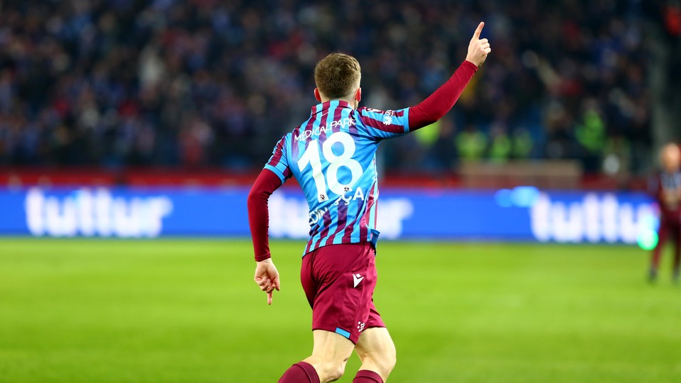 Visca, 3 yıl sonra bir ilki başardı