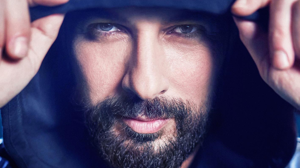 Tarkan yeni şarkısının ismini açıkladı