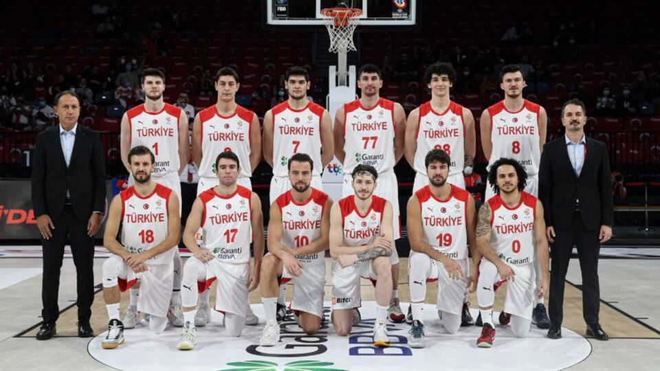 12 Dev Adam'ın kadrosu açıklandı