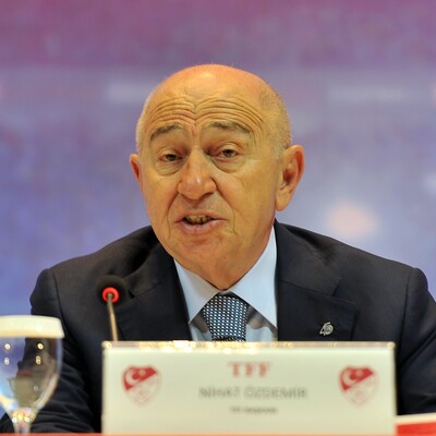 Nihat Özdemir'den yayın ihalesi açıklaması