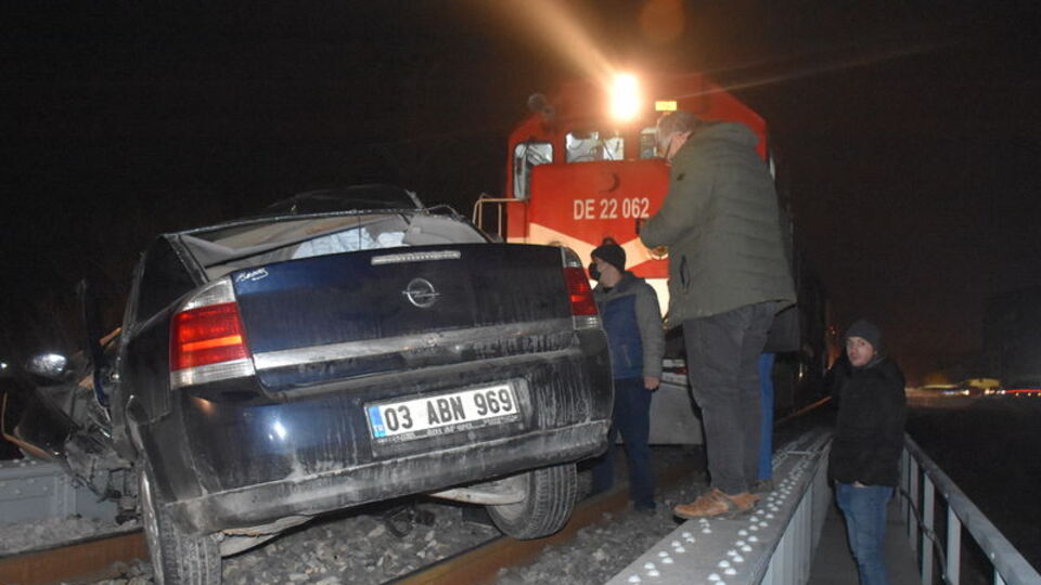 Faciadan dönüldü: Araç 1 kilometre sürüklendi