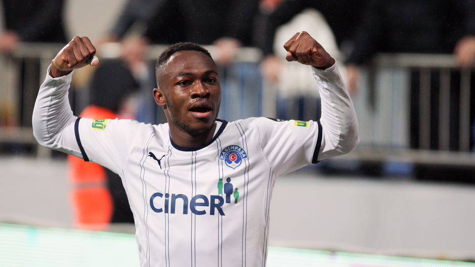 Yeni transferler gollerle damga vurdu