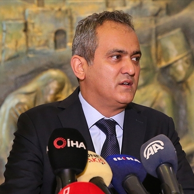 Bakan Özer'den Öğretmenlik Meslek Kanunu açıklaması