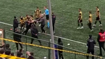 Top toplayıcı çocuk golü kurtardı