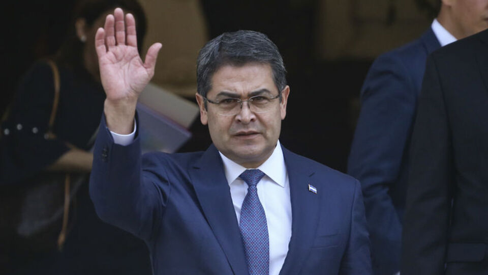 Eski Honduras Devlet Başkanı, gözaltında