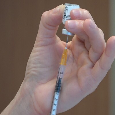 30 günlük bebeğe Covid-19 aşısında yeni gelişme!