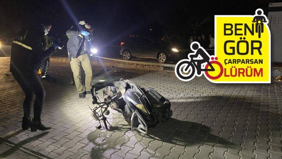 Otomobilin çarptığı motosikletlinin feci sonu!