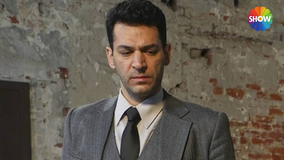 'Aziz', düşmanıyla birlikte hareket etmek zorunda!