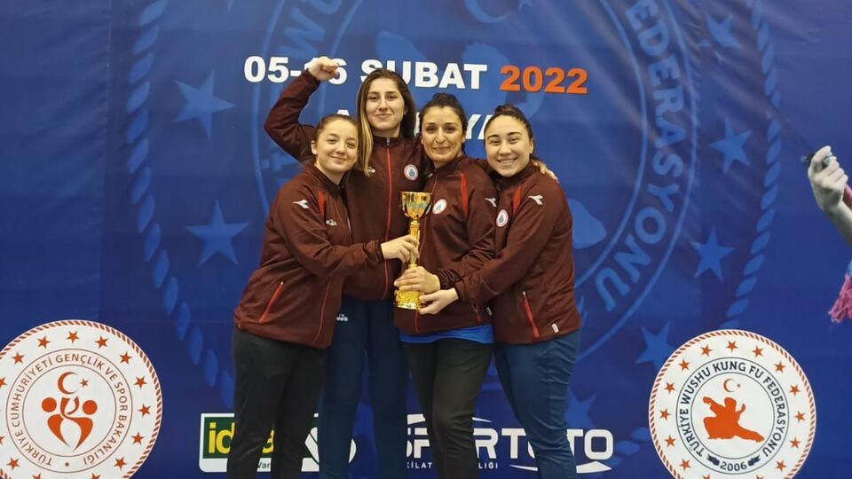 İBBSK Kadın Wushu Takımı Türkiye şampiyonu