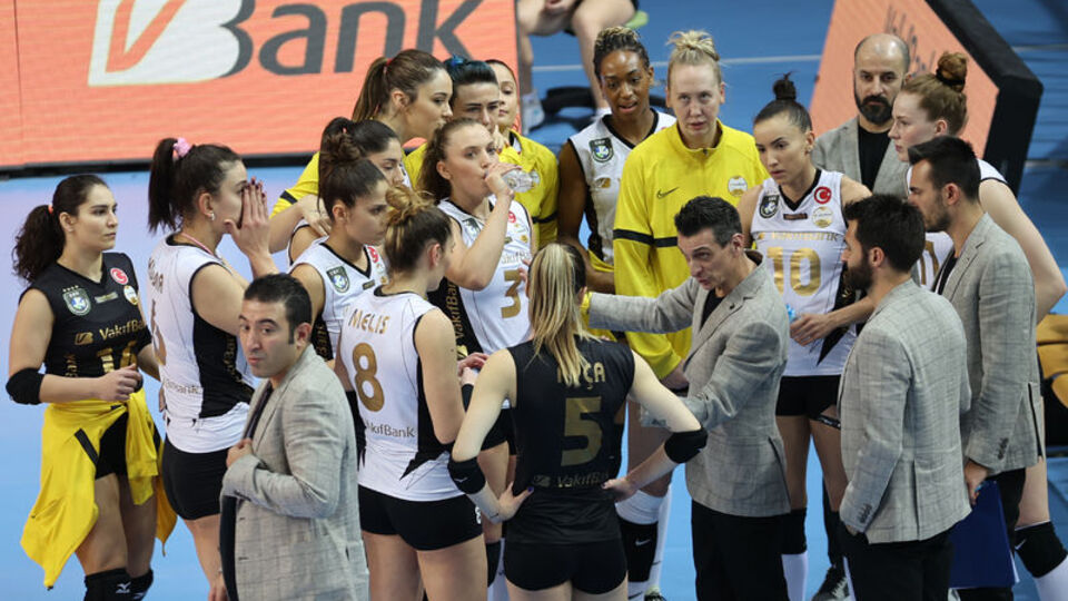 VakıfBank'tan üst üste 20. galibiyet