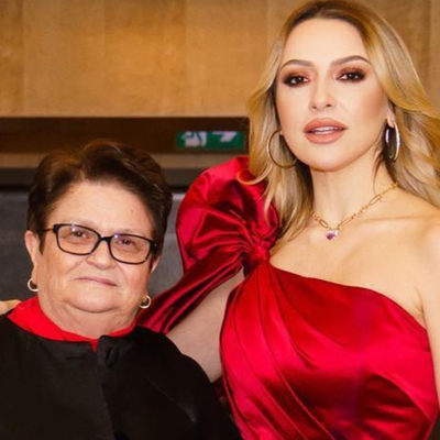 "Anne kraliçenin doğum günü!"