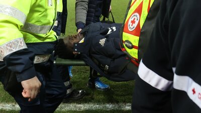 Ozornwafor korkuttu! Hastaneye kaldırıldı