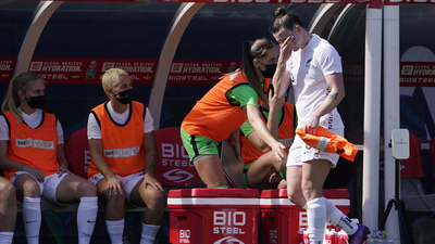 Kendi kalesine hat-trick!