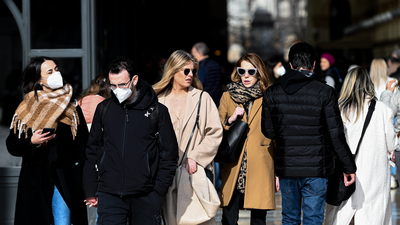 'Maskeleri çıkarmayın' uyarısı!