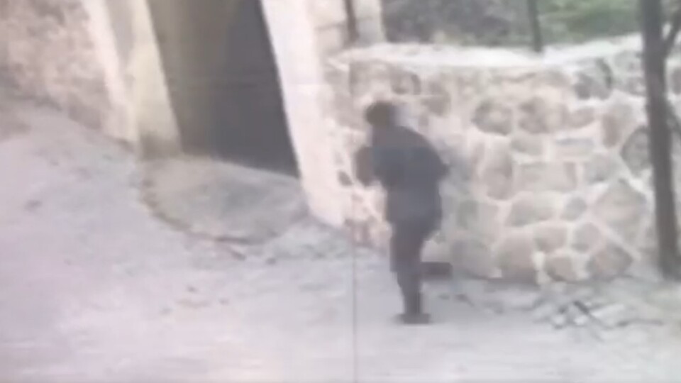 800 yıllık kiliseye dadanan hırsızlar böyle kaçtı!