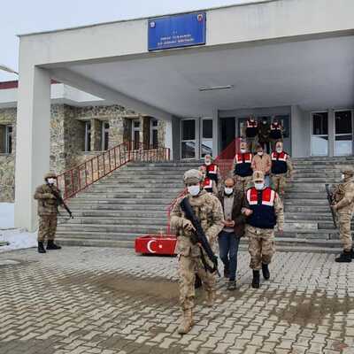 İki Suriyeliyi kaçırıp fidye istediler!