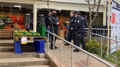 Alışveriş yapan çifte silahlı saldırı!