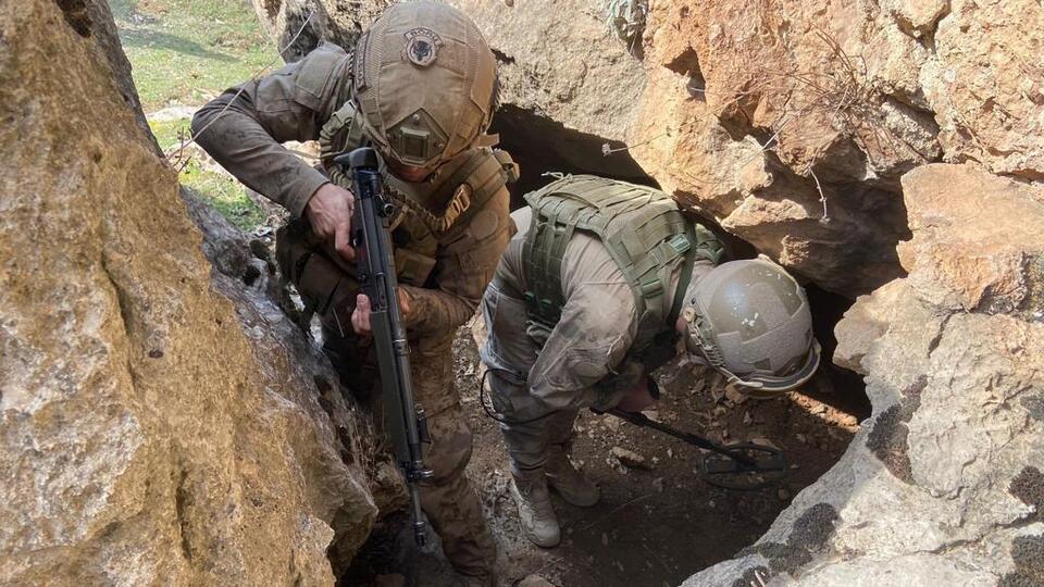 Elazığ'da terör operasyonu! 870 jandarma