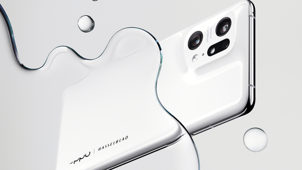 Yeni amiral gemisini tanıttı