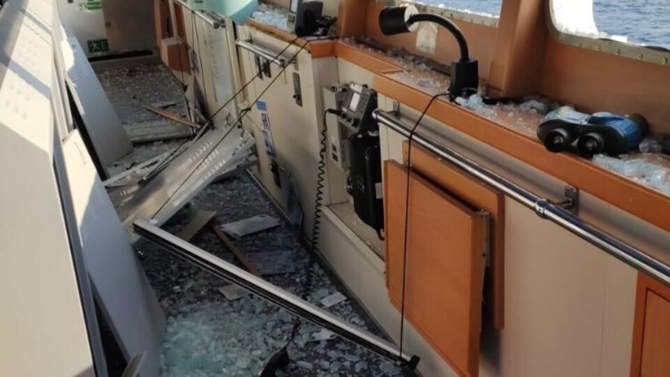 Türk iş insanına ait gemi vuruldu