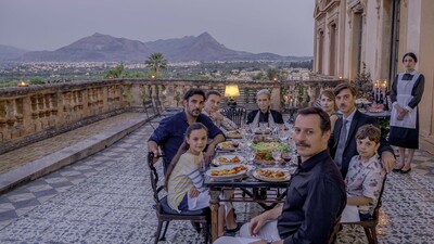 Kendi hayatından kesitler