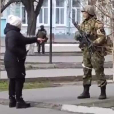 Ukraynalı kadının Rus askere tepkisi gündem oldu