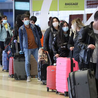 Türk vatandaşları tahliye ediliyor