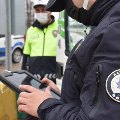 Düzensiz göç operasyonu! 25 organizatör ve 1474 göçmen yakalandı