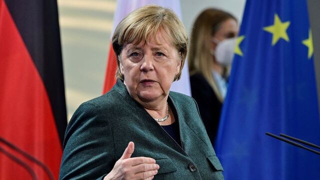 Merkel'den Rusya'nın saldırganlığına kınama
