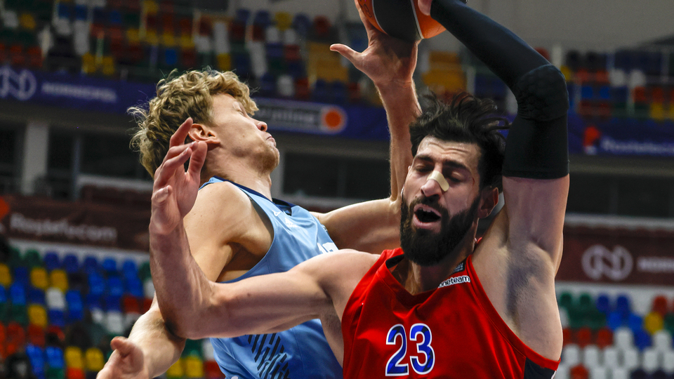 Rusya'ya protesto! Moskova'dan ayrıldı...