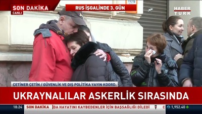Ukraynalı siviller askerlik sırasında