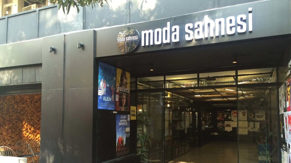 Moda Sahnesi karanlıkta kalabilir