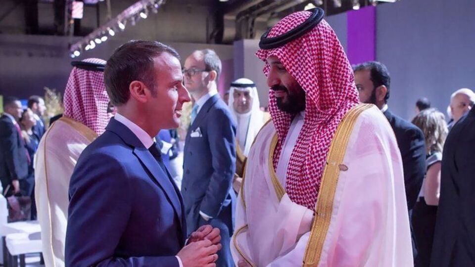Muhammed bin Selman ve Macron'dan Ukrayna görüşmesi