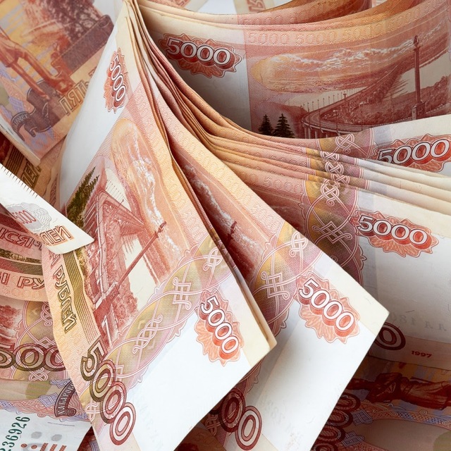 Ruble çakıldı