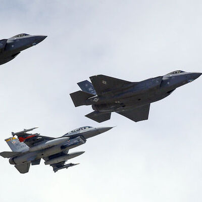 AB'den kritik adım: Ukrayna'ya savaş uçağı gönderilecek!