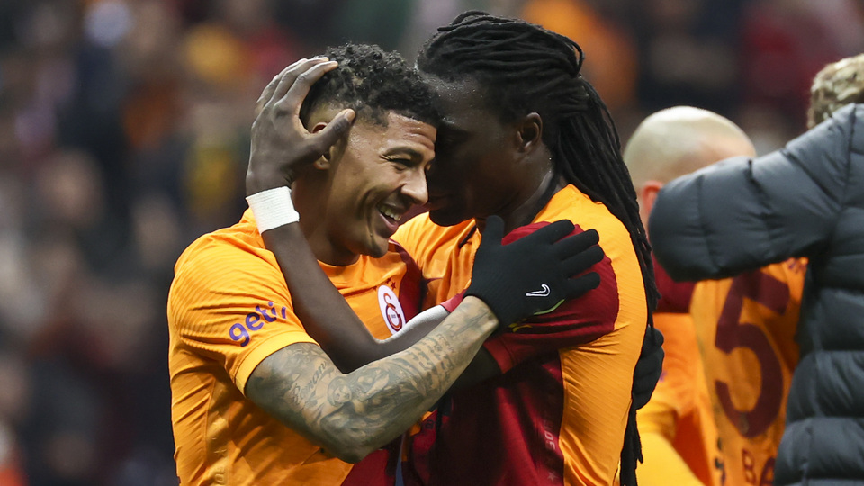 Galatasaray'da tecrübe devreye girdi