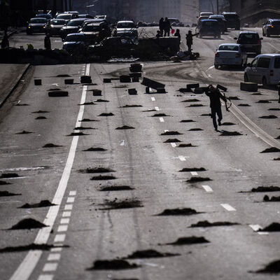 Rusya Ukrayna'nın ikinci büyük kentini bombaladı!
