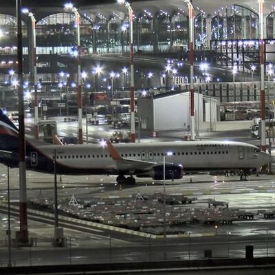 Yunanistan hava sahasını kapattı! Rus yolcu uçağı İstanbul'a indi!