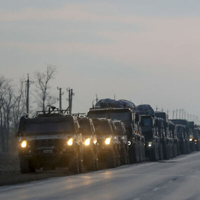 Rus askeri konvoyu şoke etti!