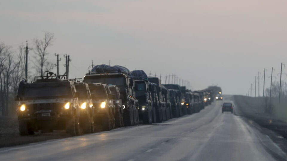 Rus askeri konvoyu şoke etti!