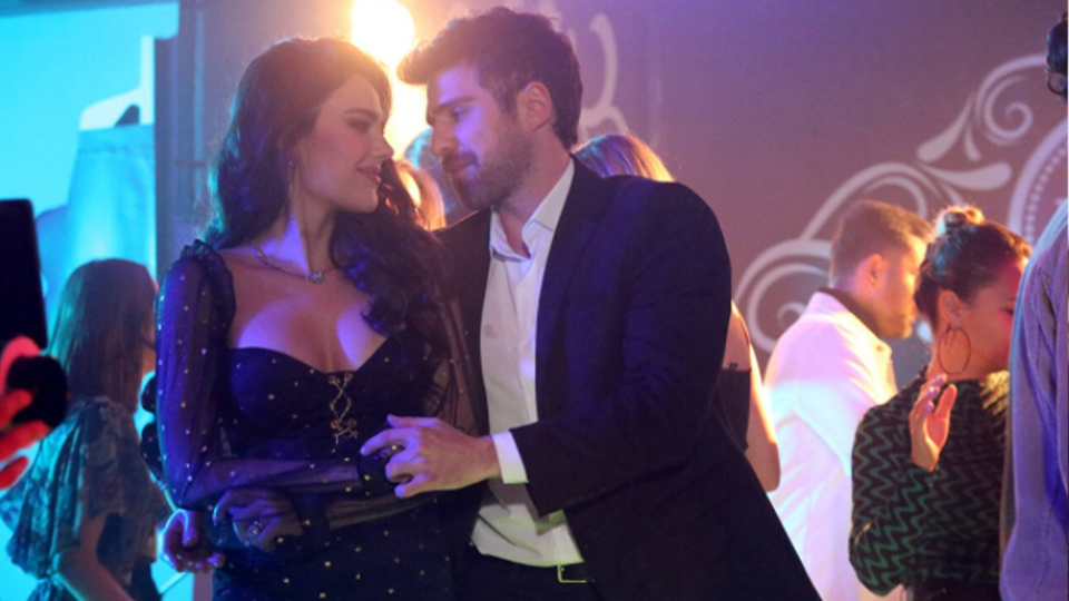 Üç Kız Kardeş 2. son bölüm tek parça