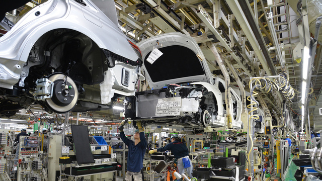 Toyota üretime yeniden başladı