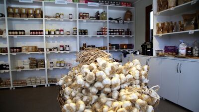 Kadınların el emeği ürünleri turistlerle buluşuyor