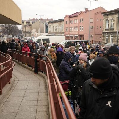 AB'den 'Ukrayna sınırında ayrımcılık' iddialarına yanıt