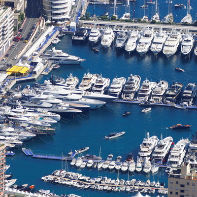 Rus oligarklar yatlarını kaçırıyor