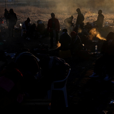 Ukrayna'dan ayrılmak isteyen göçmenler ayrımcılığa uğruyor
