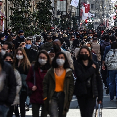 O açık alanlarda da 'maske takın' uyarısı!