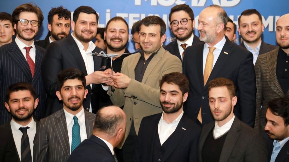 'İHA'lar ile muharebe tarihinde devrim yapacağız'
